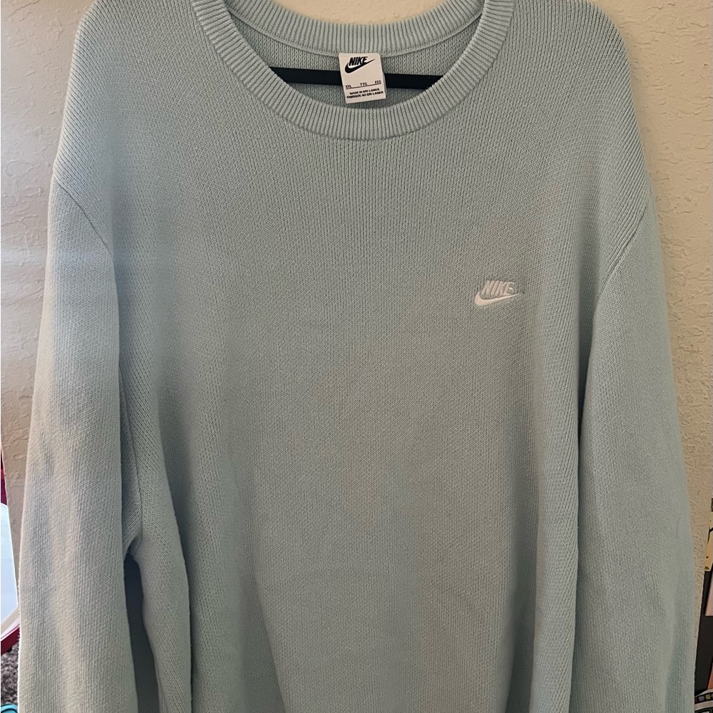 Nike Men’s Pale Blue Crewneck Sweatshirt